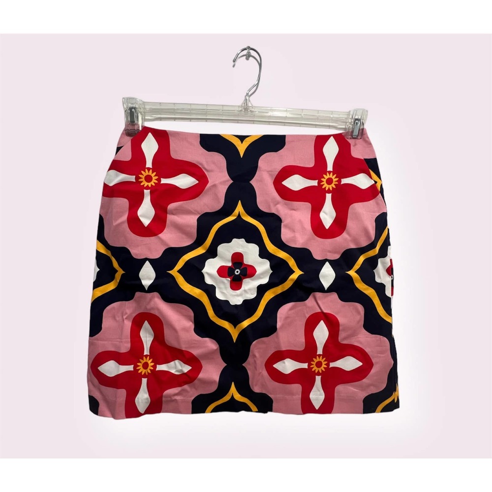 Boden floral pencil skirt with a back zip with pockets